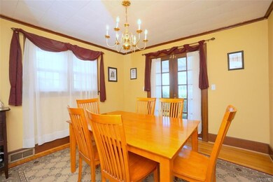 Formal dining room