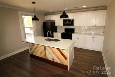 1057 Jackson Heights Rd, Clover, SC 29710 - photo 6