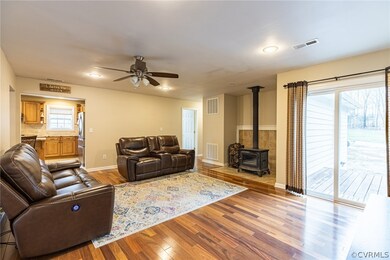 4137 Hidden Acres Dr, Louisa, VA 23093 - photo 3