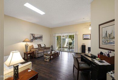 17410 N Boswell Blvd, Sun City, AZ 85373 - photo 2