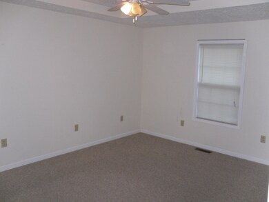 1412 Barberry Place, Hopkinsville, KY 42240 - photo 4