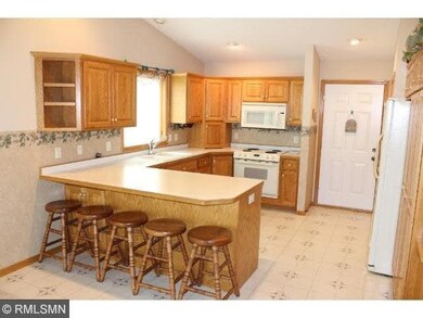 405 Fieldcrest Ln, Sartell, MN 56377 - photo 4