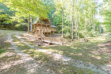 445 Hemlock Trl-6