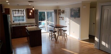 Upgraded cabinets and granite...