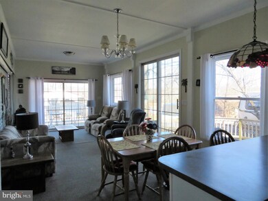 14-26 Reindeer St, Falling Waters, WV 25419 - photo 2