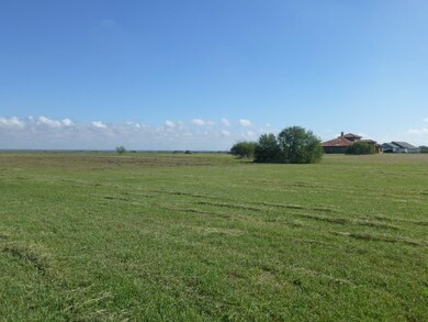 4270 River Ranch Cir, Robstown, TX 78380 - photo 2