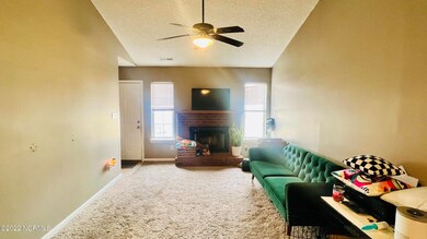 123 Creekview Dr, Jacksonville, NC 28540 - photo 4