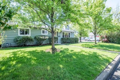 195 Bigham Dr, Central Point, OR 97502 - photo 3