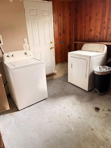 134 W Brickley Ave, Hazel Park, MI 48030 - photo 7