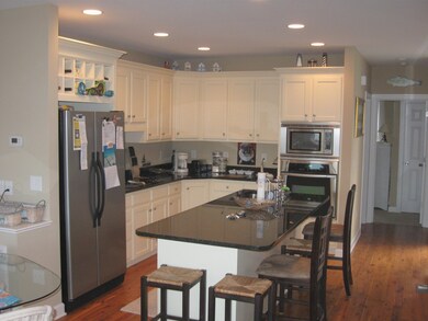 full_kitchen_1