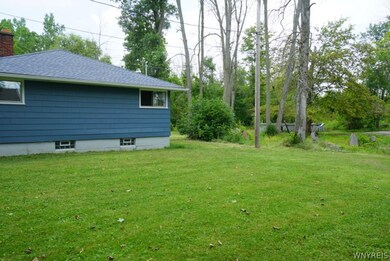 7247 Ward Rd, North Tonawanda, NY 14120 - photo 4