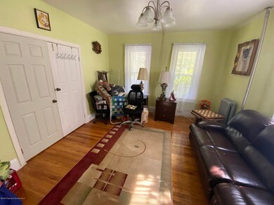 2517 Olyphant Ave, Scranton, PA 18509 - photo 4