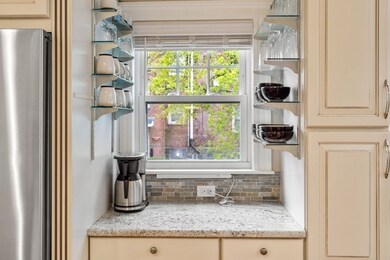 866 Centre St unit 1, Jamaica Plain, MA 02130 - photo 5