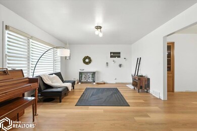 1320 Garfield Ave, Harlan, IA 51537 - photo 7