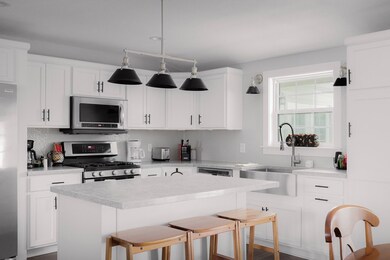 902 N Adams St, Fredericksburg, TX 78624 - photo 3