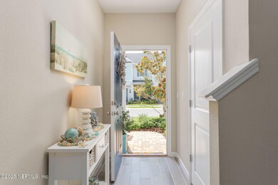 Foyer / Entryway