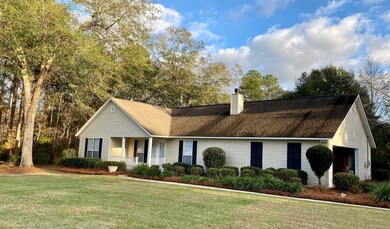 220 Corbitt Dr, Douglas, GA 31533 - photo 2