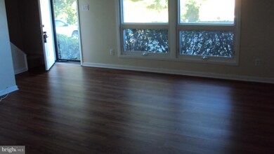 396 West Ct, Glen Burnie, MD 21061 - photo 2