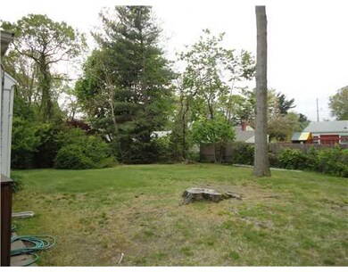 68 Sachem Rd, Riverside, RI 02915 - photo 5