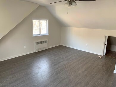 290 Locust Ave, Staten Island, NY 10306 - photo 4