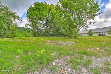 850 Meadowview RD_DA_ground-4