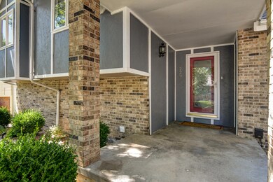 1229 E Highpoint-5