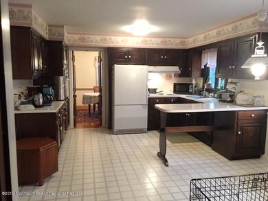 90 White Pine Dr, Colts Neck, NJ 07722 - photo 3