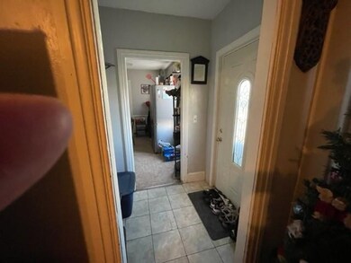 11 Jeffers St, Pawtucket, RI 02860 - photo 5