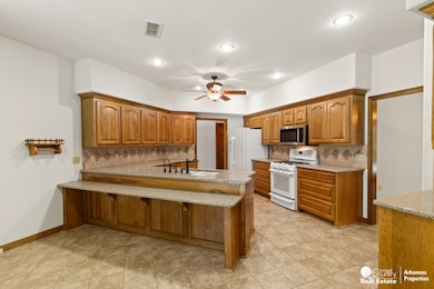 6460 Highway 8 E, Mena, AR 71953 - photo 5