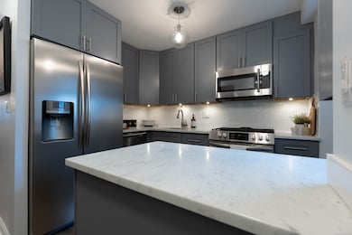 Fountain Terrace at Strawberry Hill unit 129, Stamford, CT 06902 - photo 6