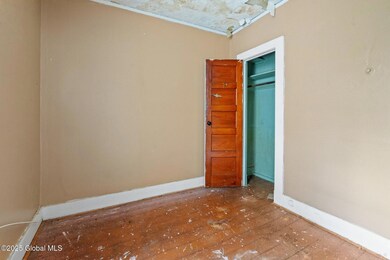 7-web-or-mls-682-state-st