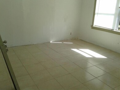 921 38th St, West Palm Beach, FL 33407 - photo 4