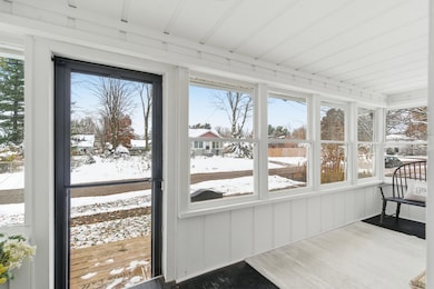 419 E Vine St, Vicksburg, MI 49097 - photo 6