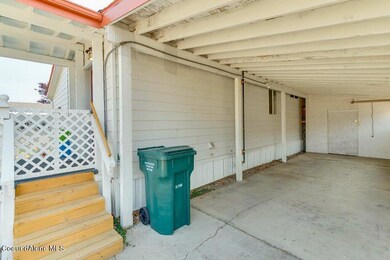 24 Tanden Carport