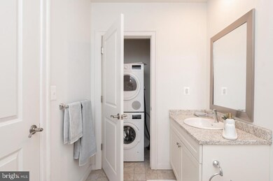 20-21 Arch St unit 1211, Philadelphia, PA 19103 - photo 7