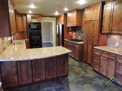 8748 Pleasant Hill Cir, Tyler, TX 75707 - photo 6