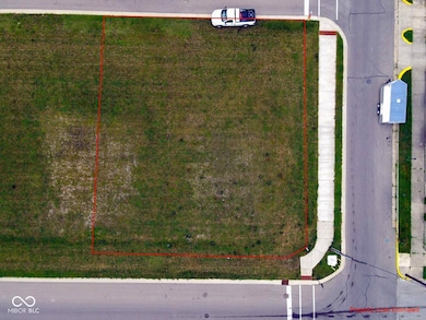 179 W Franklin St, Shelbyville, IN 46176 - photo 2