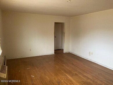25 Laurel Place B