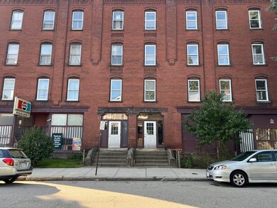 24 Woodland St, Worcester, MA 01610 - photo 2