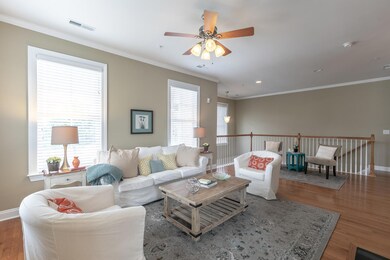 4024 Conant Road Mount-007-11-Living Roo