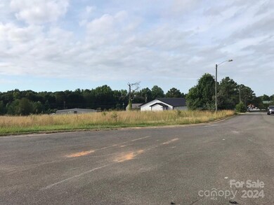 212 Three Brothers Dr unit 3, Shelby, NC 28152 - photo 5