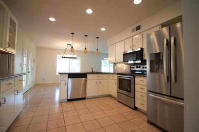 7131 E Jensen St. Kitchen Eye Level