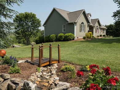 141 Foster Estate Dr, Asheville, NC 28806 - photo 5