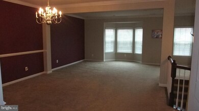 2714 Sheffield Hill Way unit 215, Woodbridge, VA 22191 - photo 3