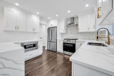 800 Raritan Rd, Clark, NJ 07066 - photo 6