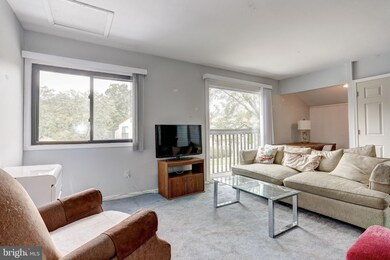 1929 Bellarbor Cir unit D, Crofton, MD 21114 - photo 3