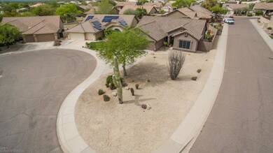 Large Front Yard 4430 E Via Dona
