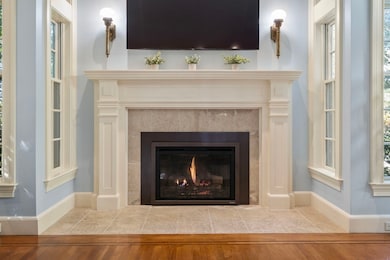 131 Oliver Rd, Waban, MA 02468 - photo 6