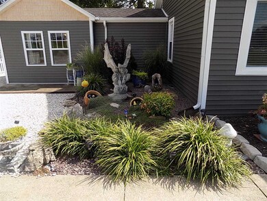 111 W 1st St, Newburgh, IN 47630 - photo 4