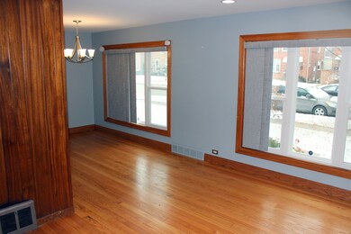 705 Norfolk Ave, Westchester, IL 60154 - photo 4